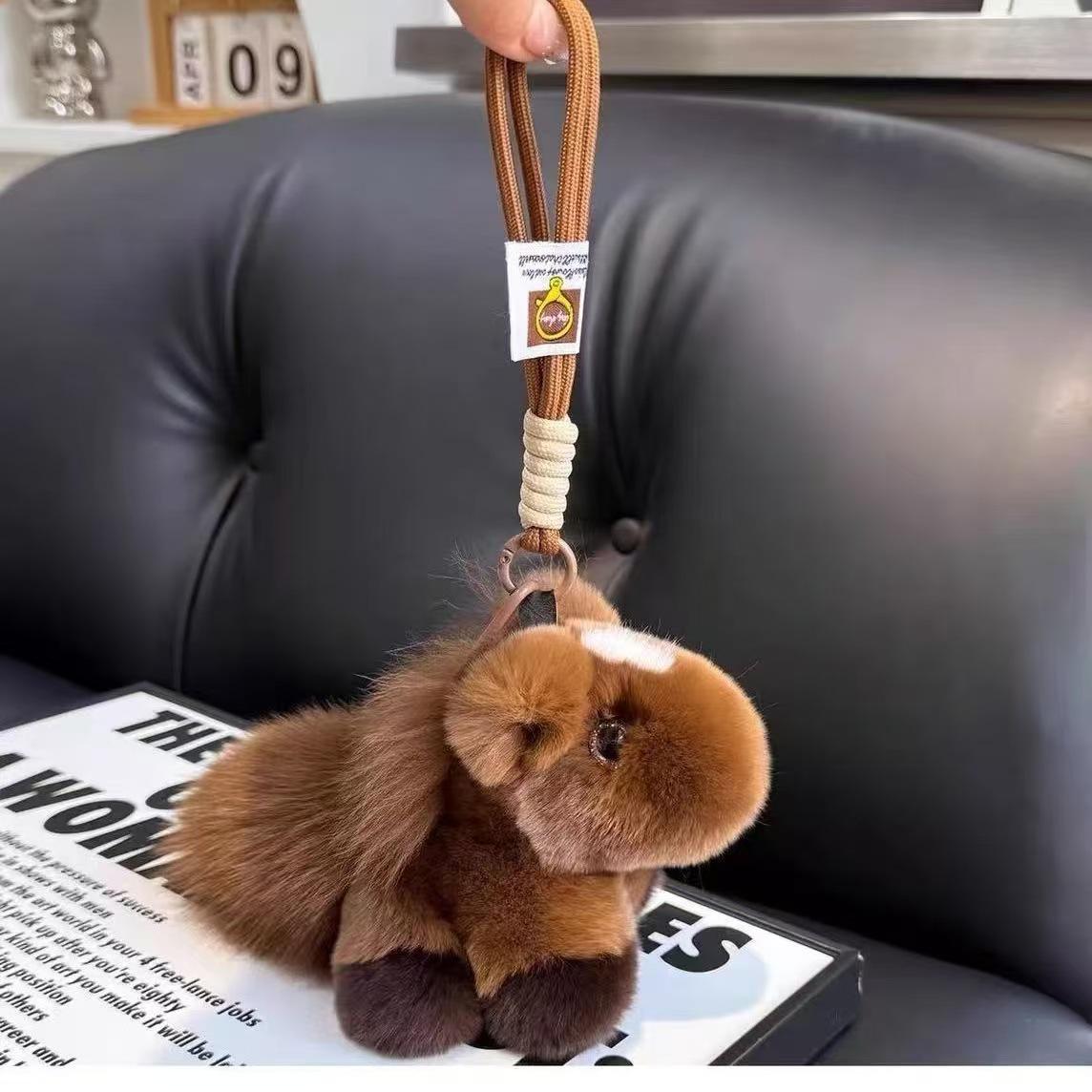 Настоящий Ключница-брелок из меха кролика с короткой шерстью и кожи лисы