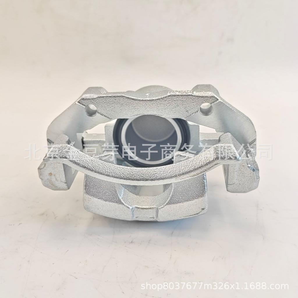 Front Single Piston Brake Caliper 057 for Nissan D21/D22 (Part No. 41010-56G08-P)
