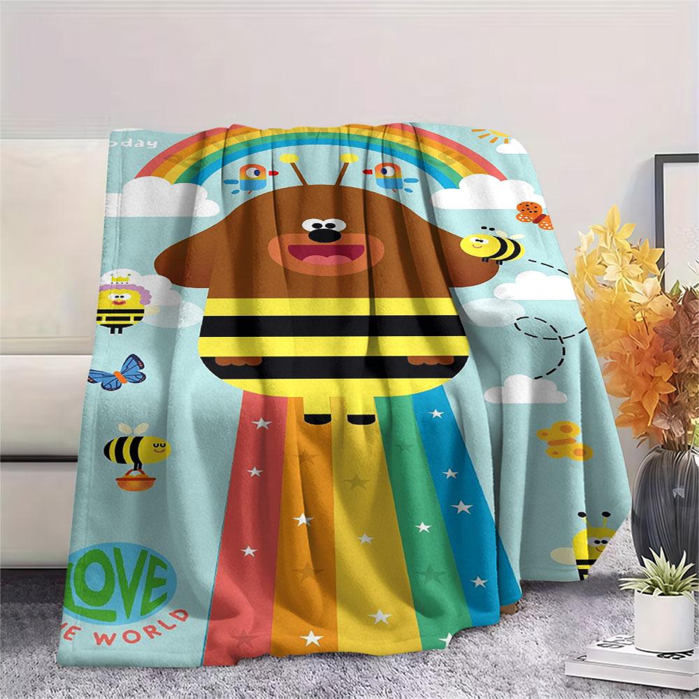 1PC Hey Duggee Patterned Flannel Blanket Suitable For All Seasons for Home Decor Warmth and Comfort Gifts Holiday Present