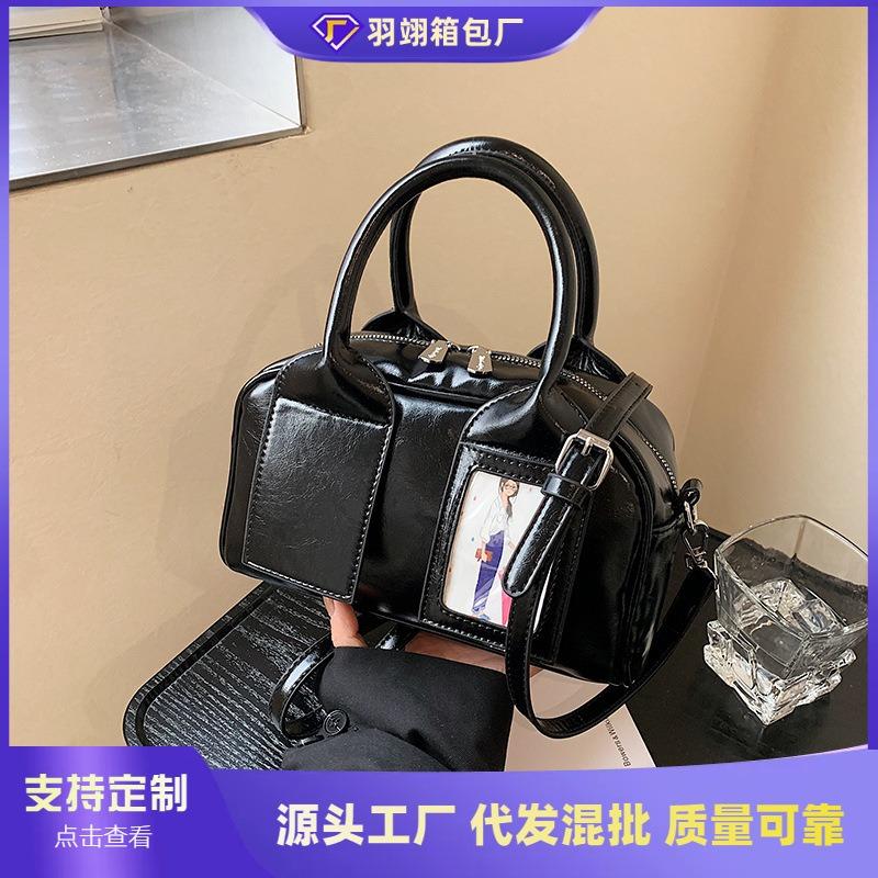 Popular bags women's new versatile fashion messenger bags women's portable pillow bags