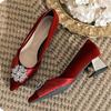 Fashion High-quality Satin Crystal Flowers Decorated Pumps Women Sexy Pointed Toe Red Wedding Bridal Shoes Elegant Chunky Heel Loafers