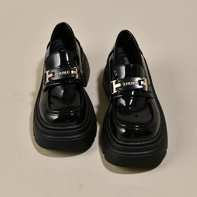 

Platform loafers women s 2025 autumn and winter new one-pedal British style black small leather shoes versatile Mary Jane single shoes 35