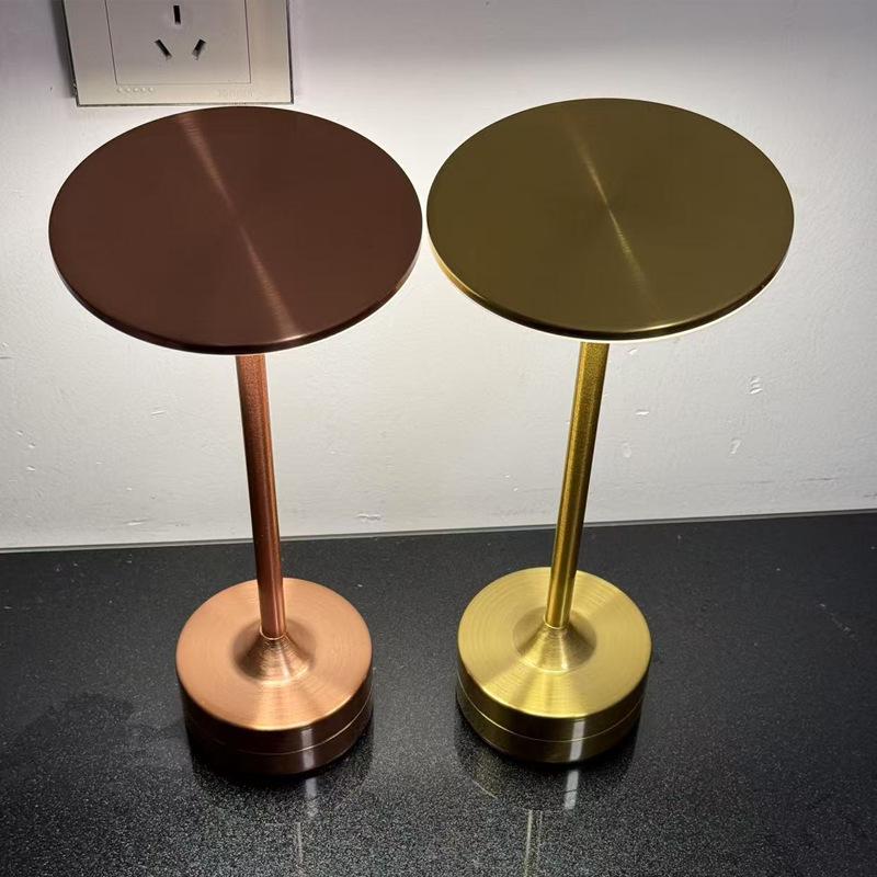 LED Retro Touch Table Lamp – Induction Flying Saucer Design for Hotels & Restaurants, Rechargeable I-Shaped Metal Lighting Fixture.