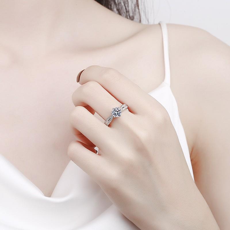 S925 Sterling Silver 1.5 Carat Moissanite Half-Mountain Ring