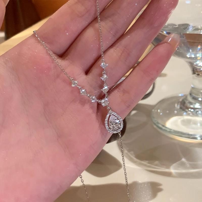 

Ожерелье с кисточками для женщин New Light Luxury Niche High-end Ins Temperament Clavicle Chain