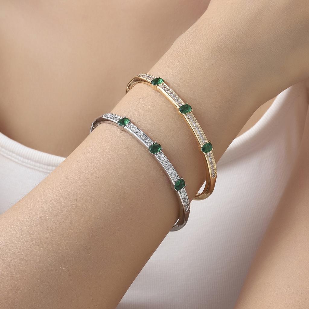 New Vintage Emerald Zircon Bracelet Fashion High-end Simple Hand Jewelry for Women