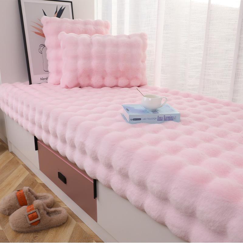Plush Faux Rabbit Fur Bedroom Rug - Soft Tatami Full Coverage for Girls