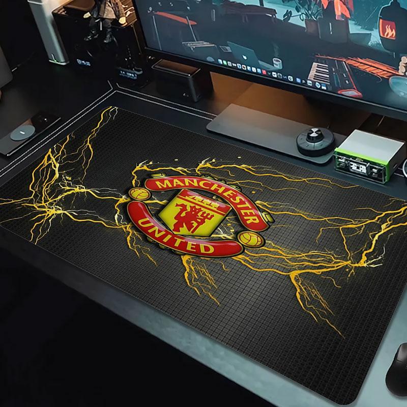 Manchester United F Large Size Mouse Pad Large Gaming Table Cushion Non-slip Laptop Tablet Big Mousepad XXL Mat Mini PC Playmat With Lock Edge