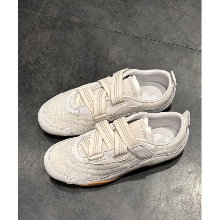 Retro German Training Shoes Women's 2025 New French Velcro Word Belt Casual Sports Shoes Ballet Women's Single Shoes