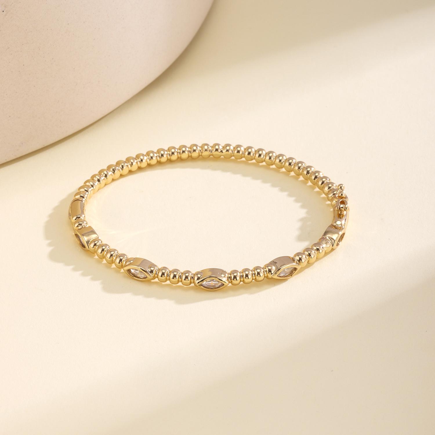 

Nidin Minimalist Forward Multicolor Zircon Bangle For Women Ladies Stackable Cuff Bracelet Fashionable Everyday Jewelry Gifts 58-60mm білий