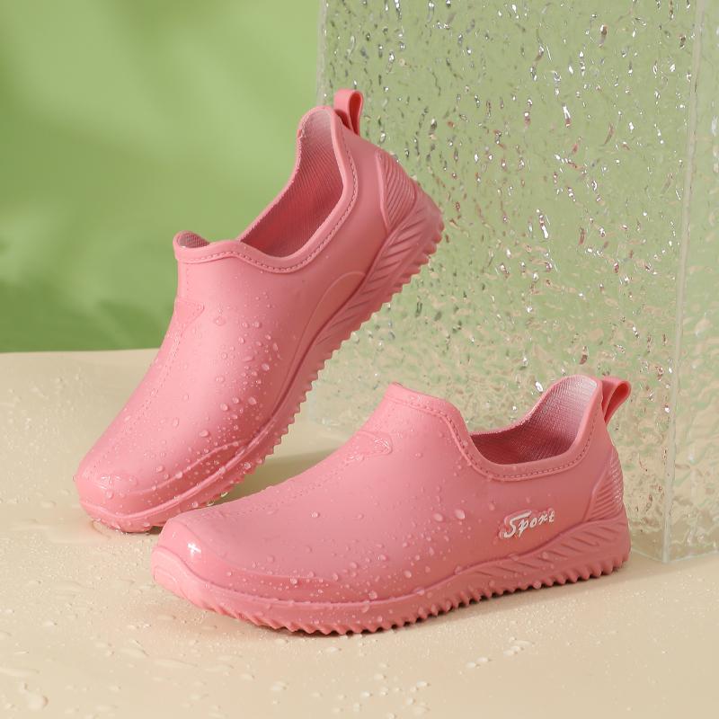 Classic Black Cold Weather Friendly Rugged Sole PVC Rain Shoes Fashion Fun Rain Boots for Women