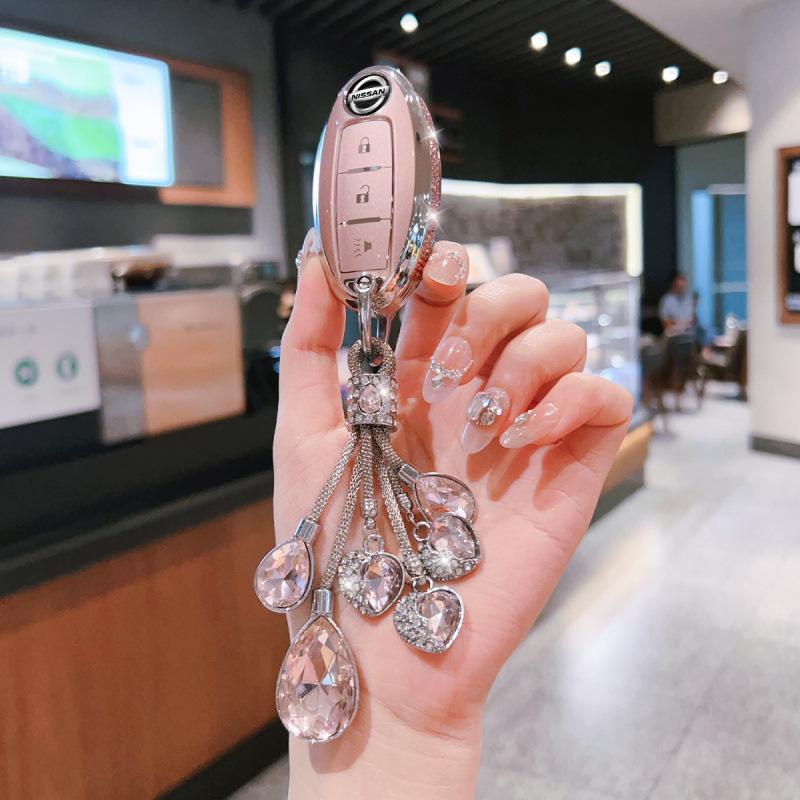 Krytky klíčů kompatibilní s modely Nissan: Sylphy, Teana, Qashqai, X-Trail, Tiida, Classic (14. generace), Murano, Kicks a Sunny.