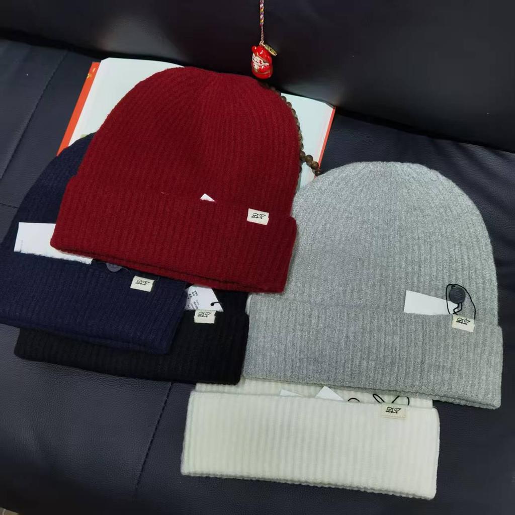 Touca de Lã Unissex Zhou Yutong: Chapéu Elegante, Quente, Que Valoriza o Rosto para Outono/Inverno