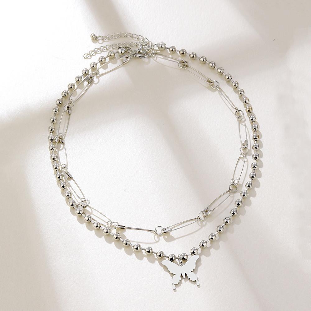 And Trendy Elegant Gold Layered Necklace Featuring A Chic Design Geometric