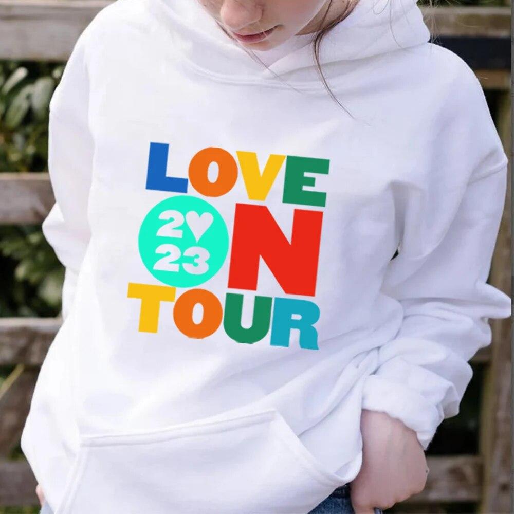 Love on Tour 2023 Moletom com capuz Moletom com capuz da moda HS Moletom com capuz Bíblia HS Love on Tour Moletom com capuz estético HS Concert Moletom casual unissex