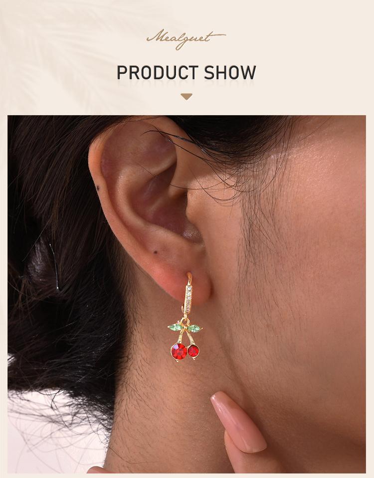 Orecchini Pendenti con Zirconia Ciliegia per Donna, Gioielli Pendenti a Forma di Frutto Placcati Oro, Dolce Orecchino Personale per Ragazze