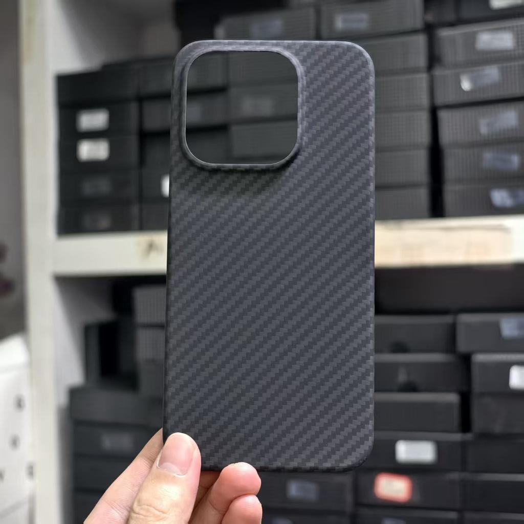 Per OnePlus 15 1+15 Custodia in Fibra di Aramidica Kevlar Magnetica Carbonio Anti-impronte Ultra-sottile Protettiva Resistente