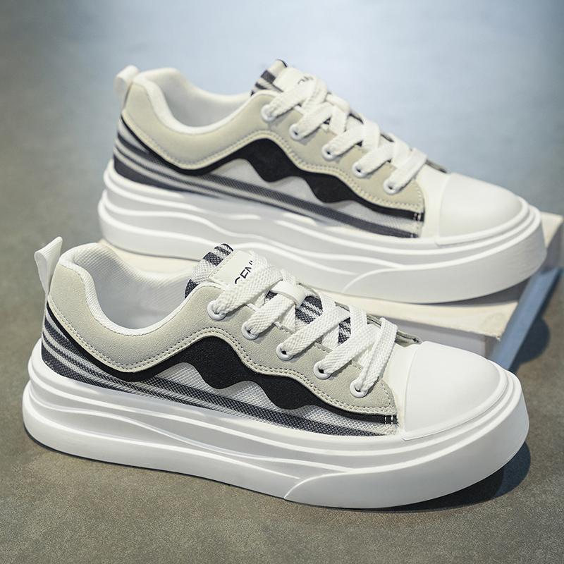 Men 's Casual Four Seasons Fashion Skateboarding Students Comfortable Sneakers Boys Trending Soft Sole Breathable Shoes
