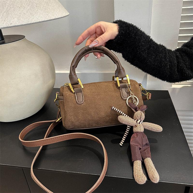 Leather Bag Women's Coffee Retro Fashion Brown Handbag With Zipper Closure, Versatile And Simple Casual Commuting Crossbody Shoulder Bags