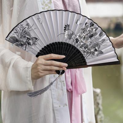 Floral Hand Fan Chinese Style Vintage Folding Fan Faux Silk Handheld Foldable Bamboo Framed Fan for Wedding Cosplay Party Dancing Prop