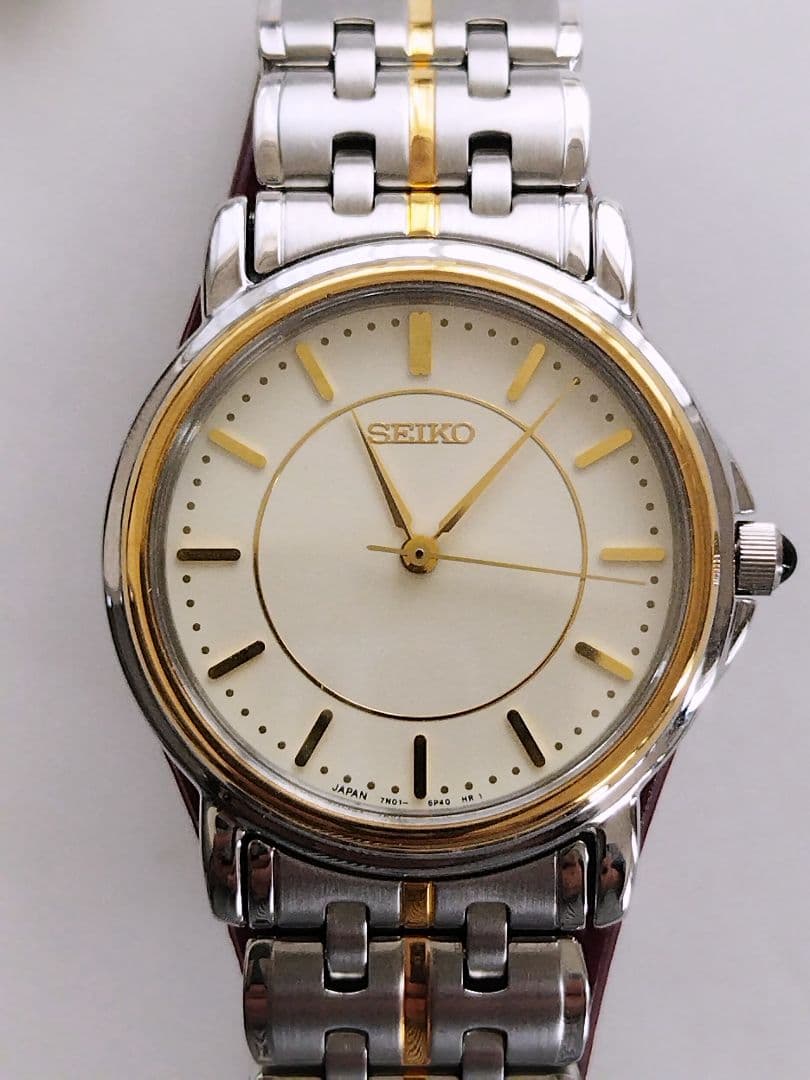 Женские наручные часы Seiko Spirit Аналоговые совершенно новые.