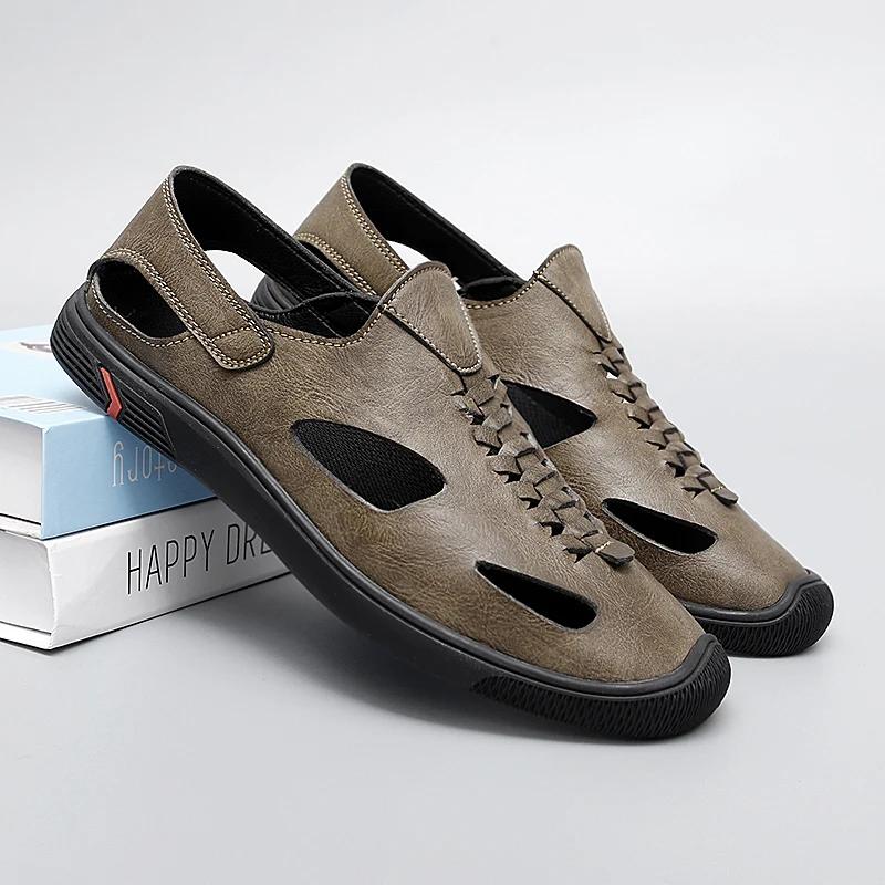 2024New Summer Men Soft Sole Sandals Casual Leather Men Anti Slip Hollow Out Flat Designer Sandals Casual Anti-slip Outdoor Shoe