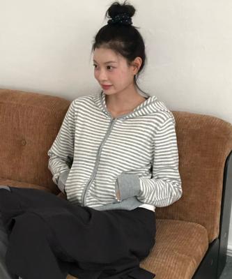 Oberteile – Hoodies & Sweatshirts
