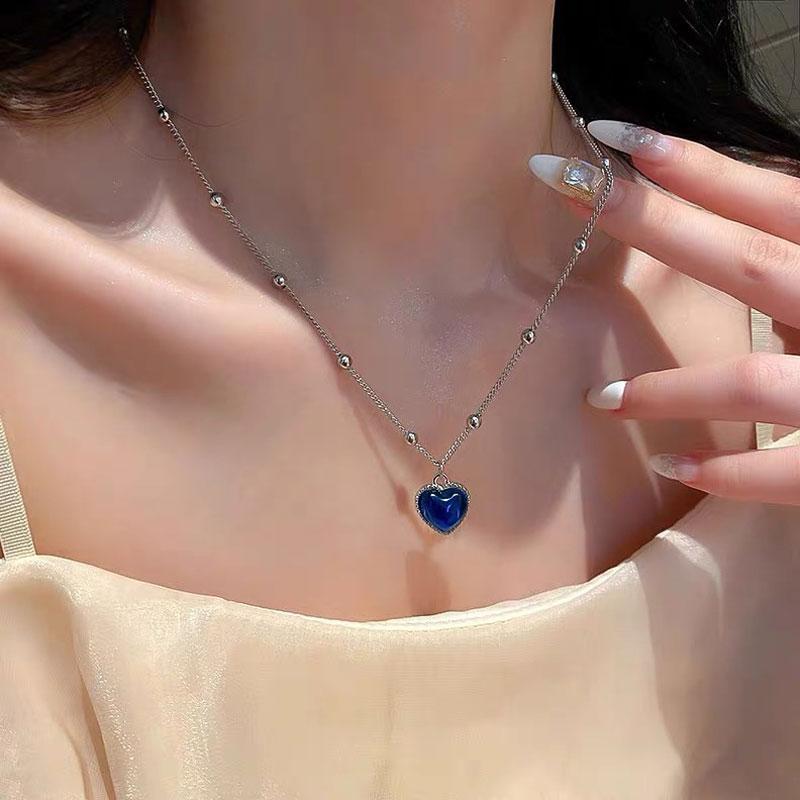 Y2K Pink Crystal Heart Pendant Necklace Women Sweet Cool Girl Punk Clavicle Chain Fashion Aesthetic Necklace Jewelry Gift 2026