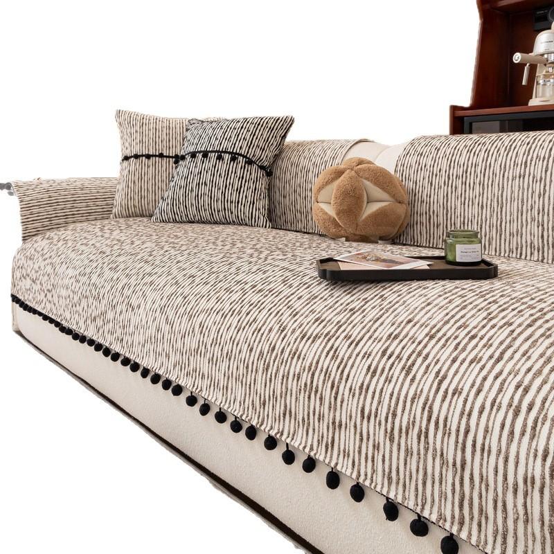 Sofa Cover Universal Thicken Short Plush Non-Slip Living Room Sofa Towel Irregular Edge Sofa Cushion Armrest Back Towel Home