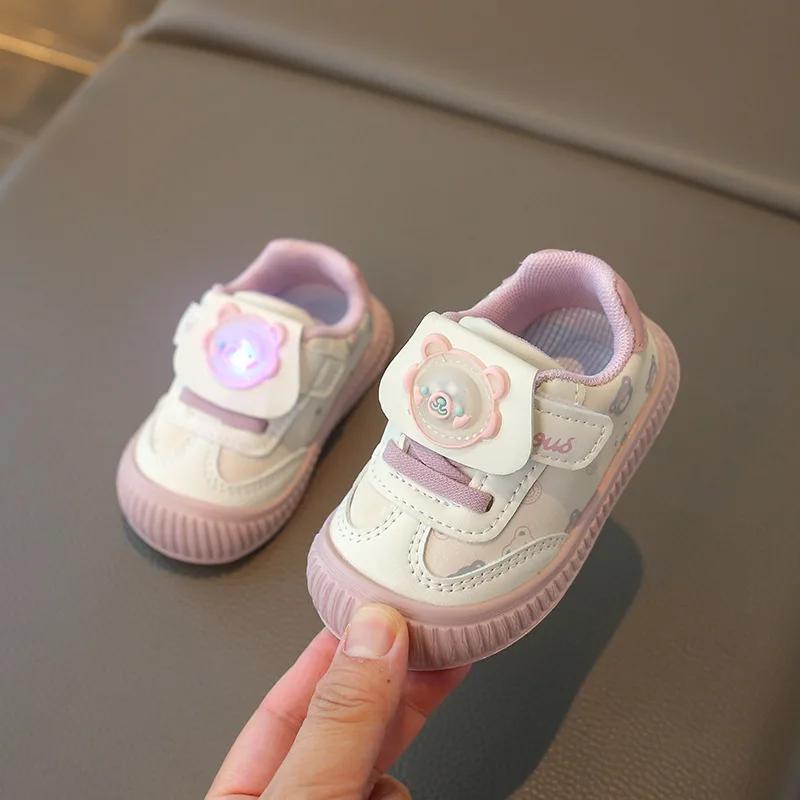 

2024 Детская повседневная обувь для девочек, осенняя новая мода в корейском стиле, мягкая подошва, нескользящая, универсальная обувь для обучения и ходьбы 16 розовый
