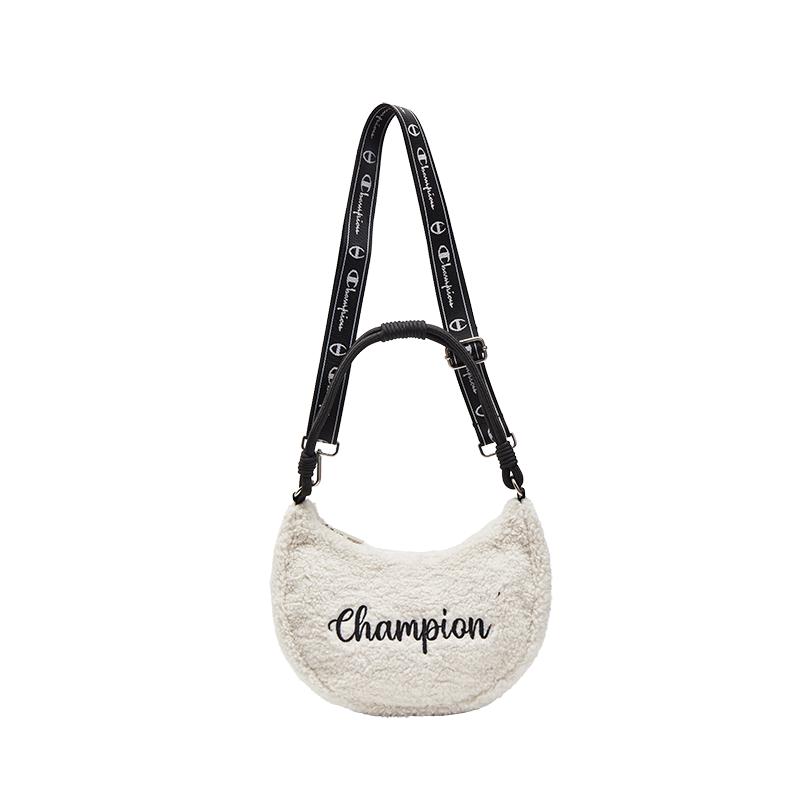 Champion 25FWG77 Crescent Sling Bag MIC