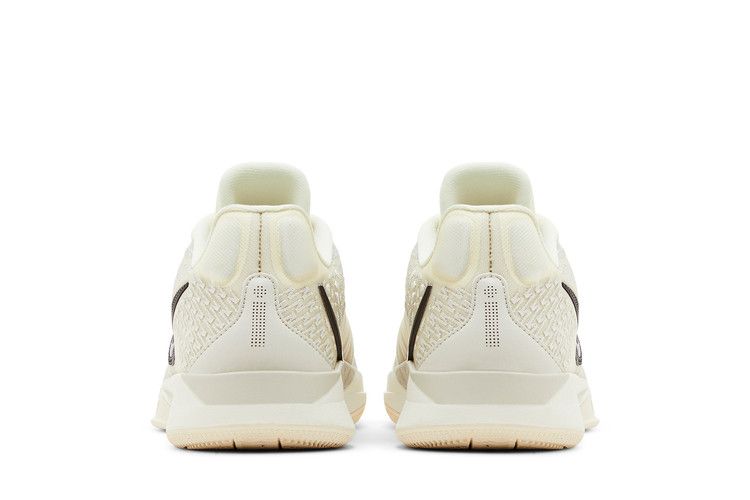 Nike Wmns Sabrina 2 'Relentless'