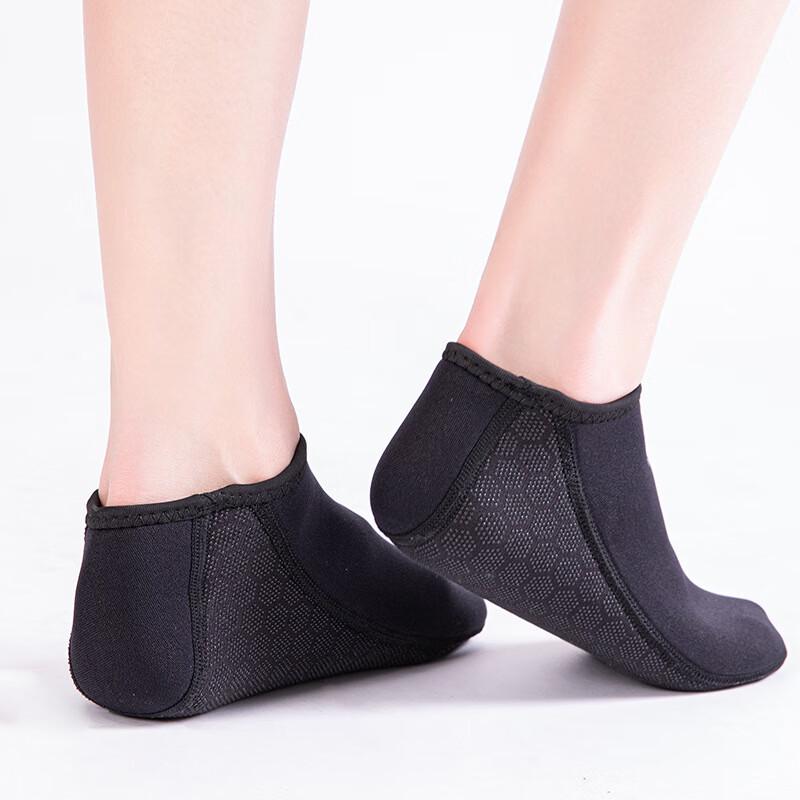 WEZHO 3mm Thermal Anti-Slip Water Socks