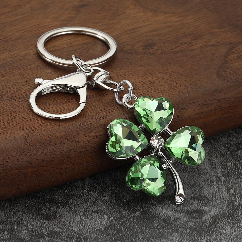 Luxury Rhinestone Four-Leaf Clover Keychain Green Leaf Fashion Keyring Bag Charm for Women Trendy Exquisite Gift