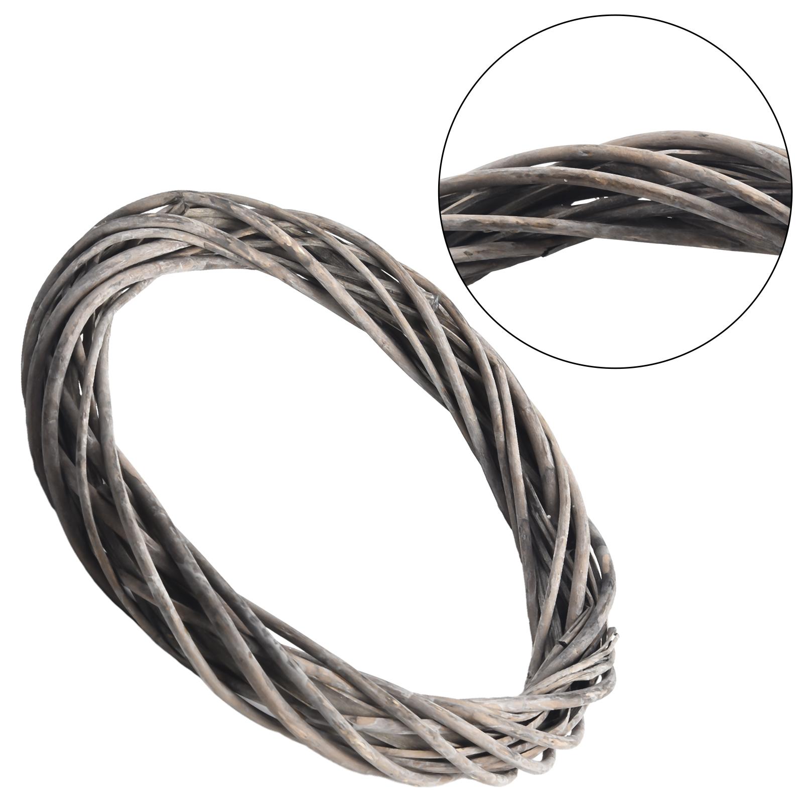 

Rattan Wreath for Christmas, Grey Rattan Ring Garland, Suitable for Wedding Decoration, Festive Atmospheres, 20CM Diameter 20cm