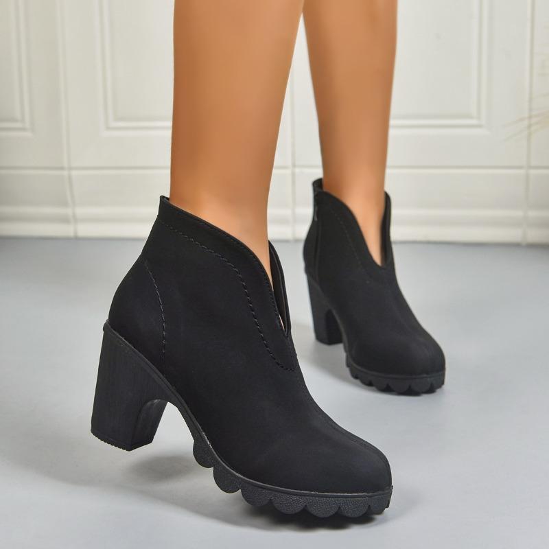 2025 Winter Side Zipper High Heel Fashion Boots Women's New Plus Size Block Heel V-Mouth V-Mouth V-Mouth V-Boots