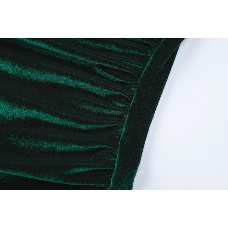 Women's Spring Solid Color Slim Pleated Round Neck Long Sleeve Dresses