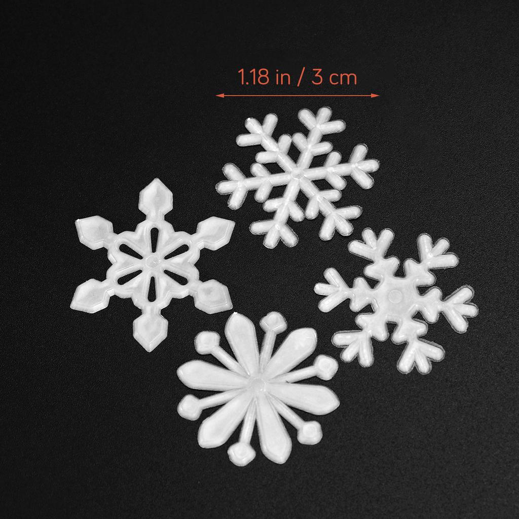 50Pcs 3D Snowflake Stickers for Walls Glow In Dark Christmas Party Home Decor Fluorescent Window Ceiling Application