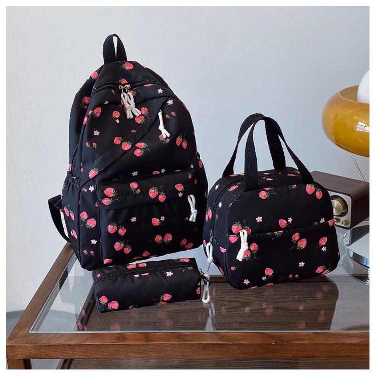 Nuovo Set Zaino Scolastico a Tre Pezzi Cartoon Fragola Grande Capacità 2026 - Resistente all'Usura, Carino, Borsa a Spalle Doppie Casual