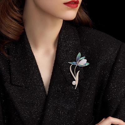 Women Ladies Elegant Magnolia Flower Brooch Floral Lovers Chest Flower Coat Dress Pin Fashion Jewelry Gift