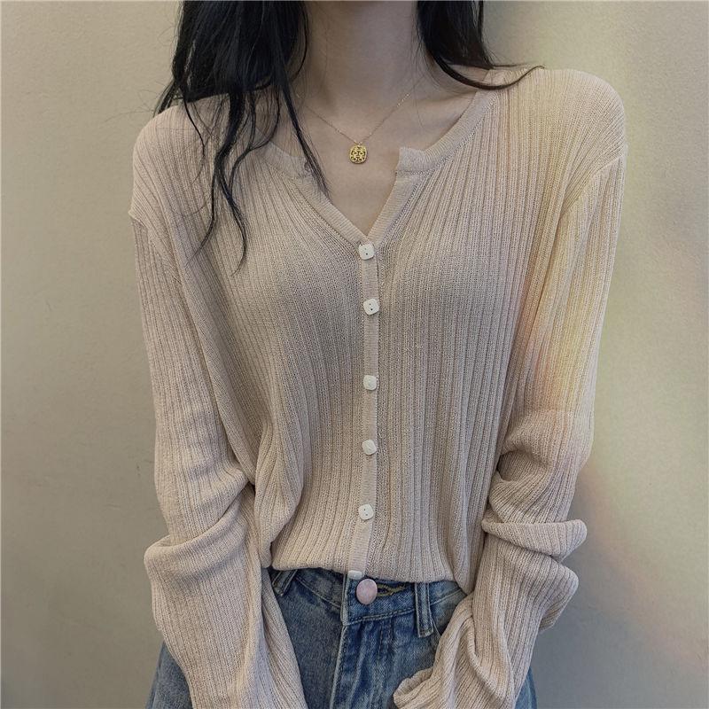 Korean Style Long Sleeve Knitted Cardigan for Women Outerwear College Style Casual Knitted Sweater Thin Coat for Spring and Autumn Seasons