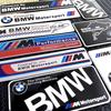 Sticker Emblemi Styling Auto Lega di Alluminio Parafango Auto Bagagliaio Stemmi Per BMW M E46 E90 E60 F30 F10 E39 E36 F20 G30 /Valvole Pneumatici Auto