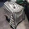 Professional Retro Stripes Hairdressing Bibs Comfortable Non-Stick Hair Baking Apron Breathable Hairdressing Supplies
