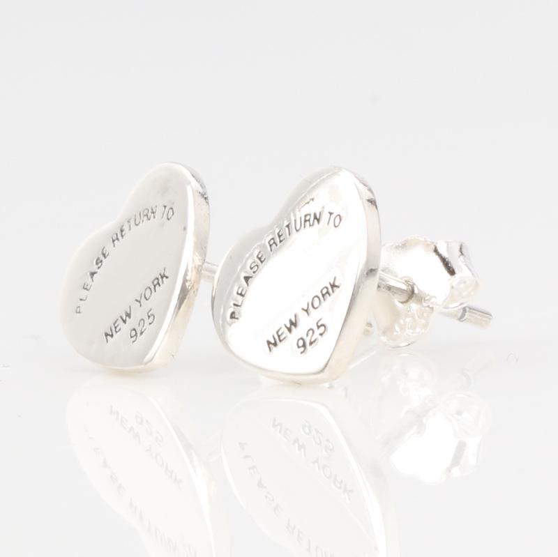S925 Sterling Silver Korean-Style Heart Stud Earrings for Women - Elegant and Versatile Mini Design