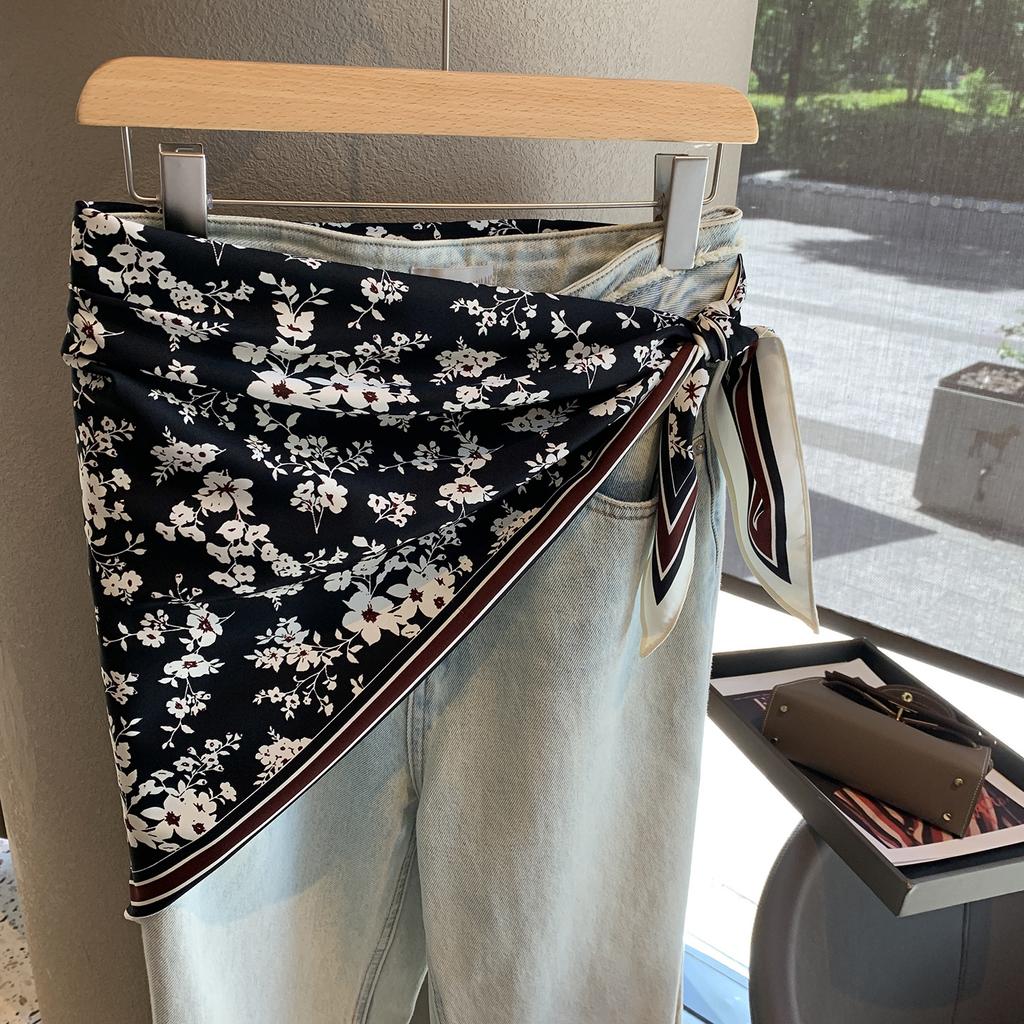 Korean Triangular Fart Curtain Waist Twill Silk Scarf Flower Versatile Basic Scarf Scarf Shawl Women