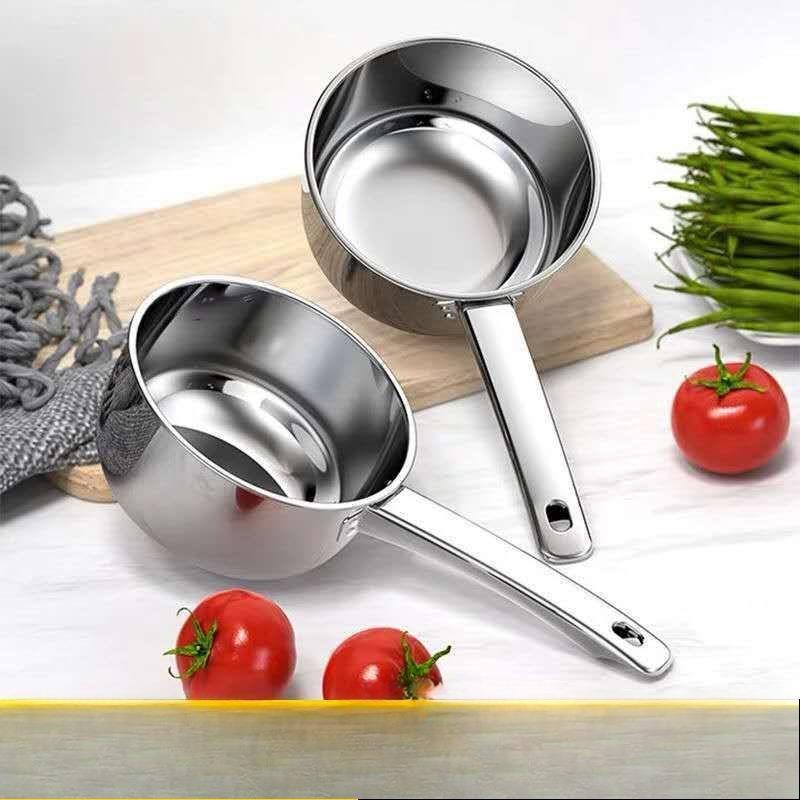 

Stainless Steel Thickened LadleHousehold Kitchen Ladle for ScoopingLong-handled Flat-bottomed Stainless Steel Ladle Small [14cm]