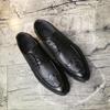 Fashionable Thick Soled Height Increasing Men's Brogue Shoes Versatile High-end Business Dress Shoes for Men's Workwear Shoes