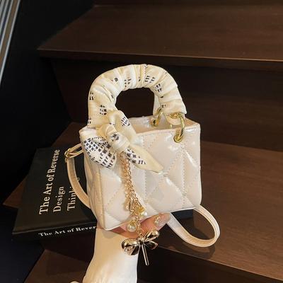 High-End Nischen-Tasche Damen Herbst und Winter 2025 neue Mode Schulter Umhängetasche Damen tragbare Prinzessin Diana Tasche