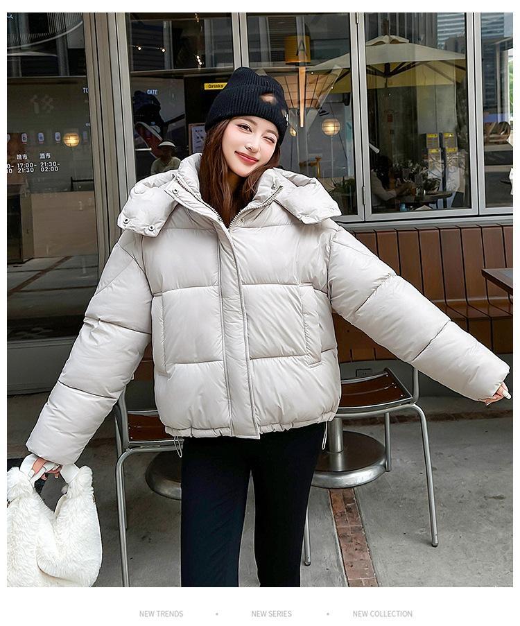 Women’s Short Detachable Hood Windproof Thicken Warm Winter Jacket With Raglan Sleeves