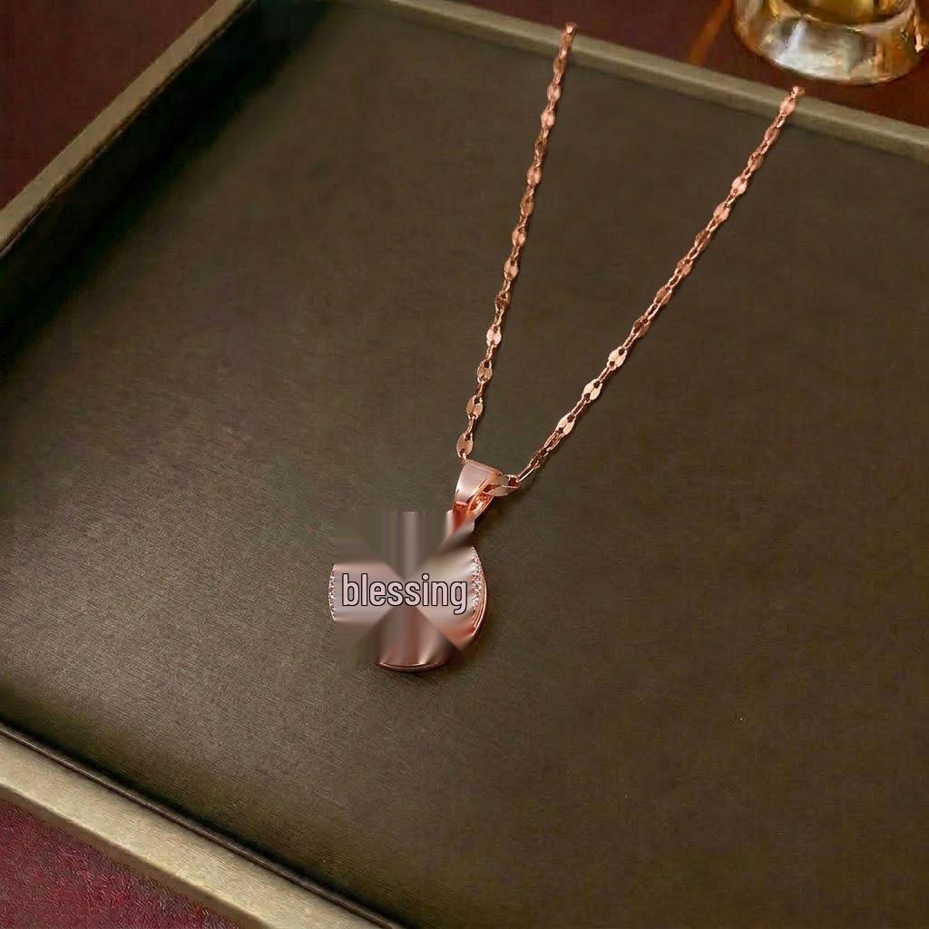 Women's European & American Style Windmill Pendant Necklace Set - Titanium Steel Floral Design